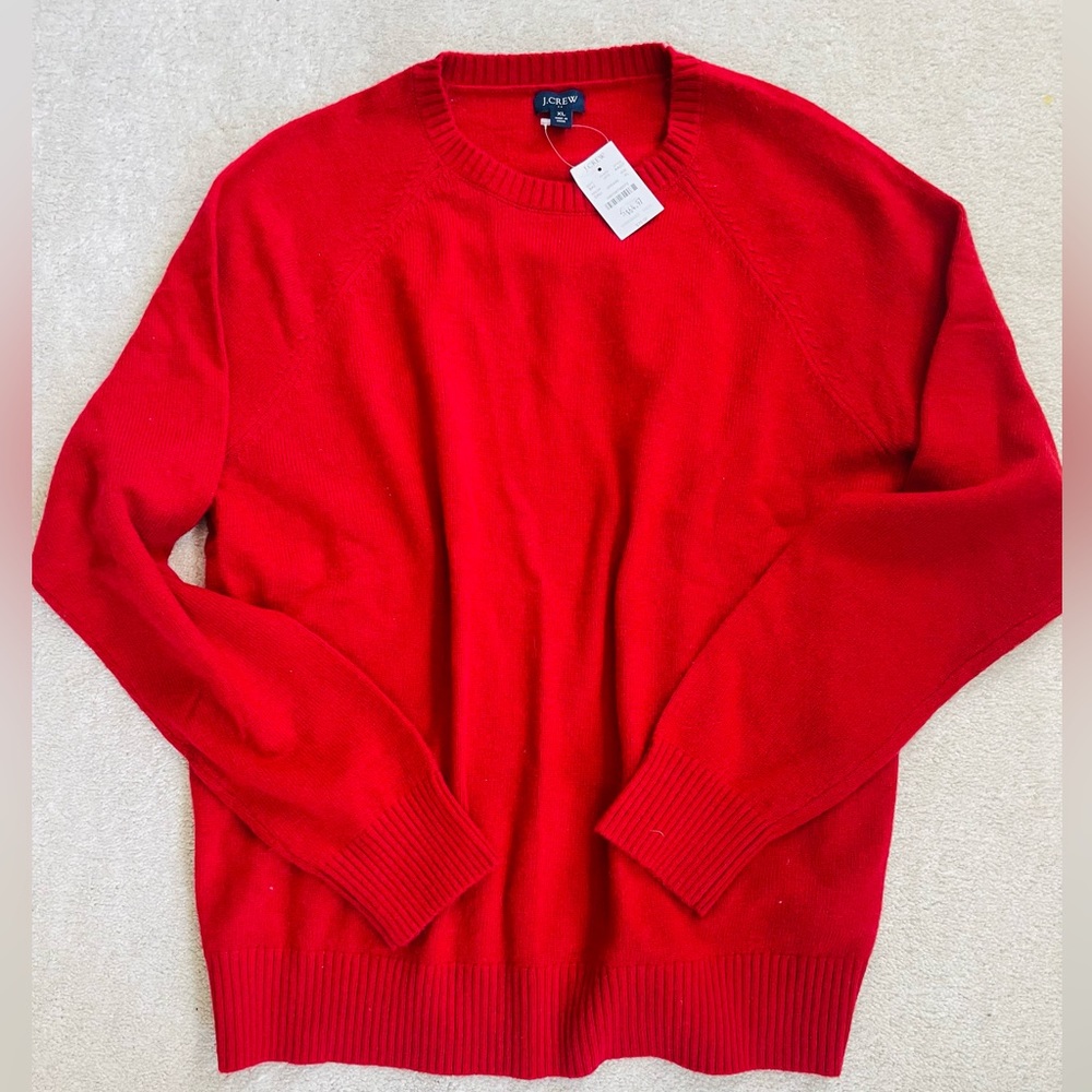 J Crew red Men’s sweater, size XL. Never worn, new with tags